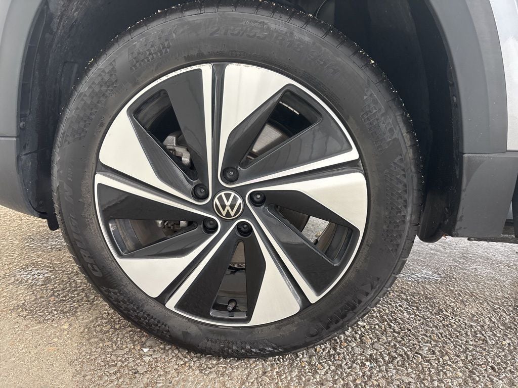 2025 Volkswagen Taos 1.5T SE