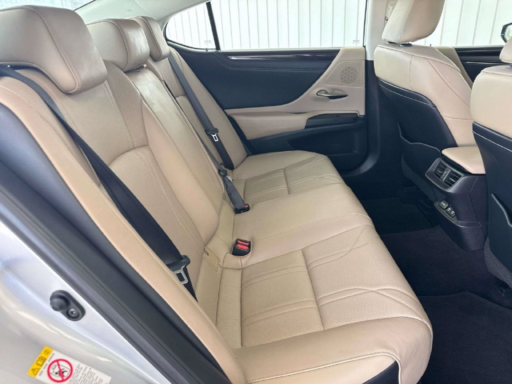 2019 Lexus ES 350 Luxury