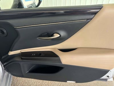 2019 Lexus ES 350 Luxury