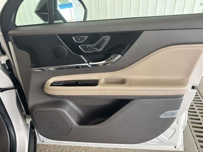 2024 Lincoln Corsair Premiere