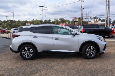 2023 Nissan Murano SV