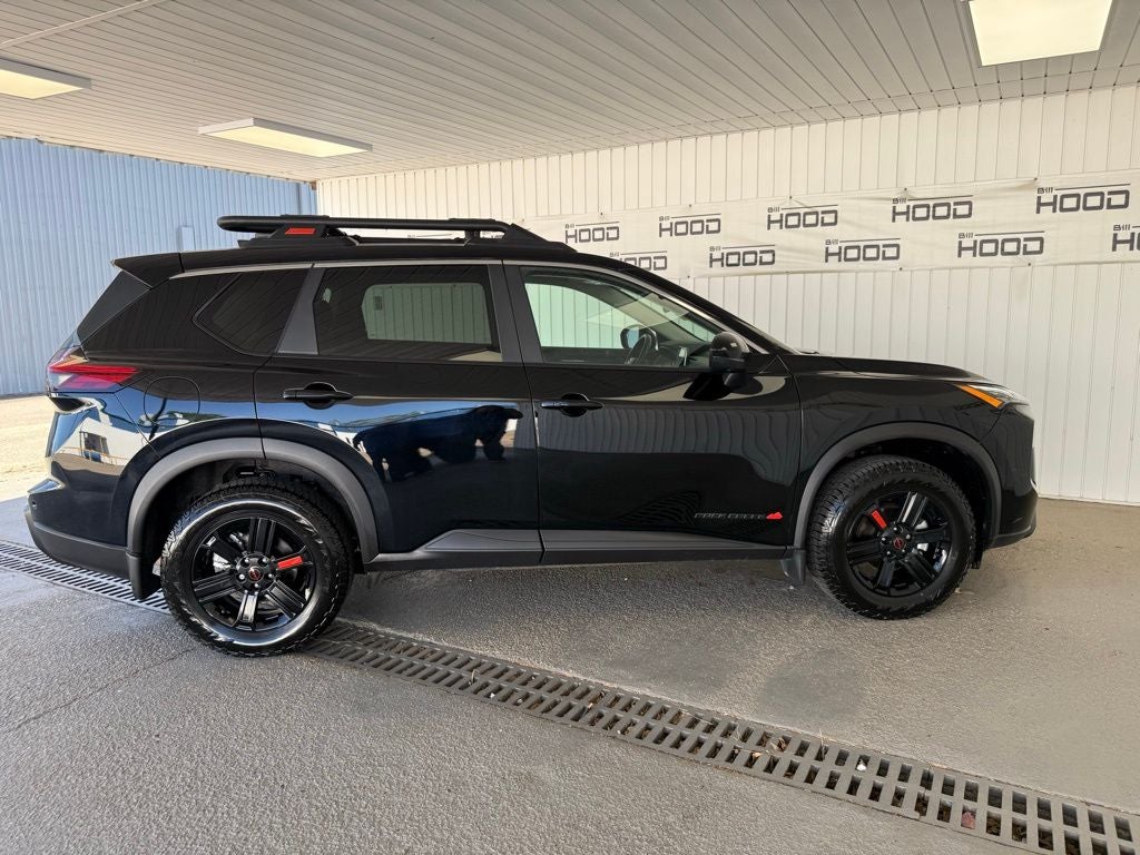 2025 Nissan Rogue Rock Creek