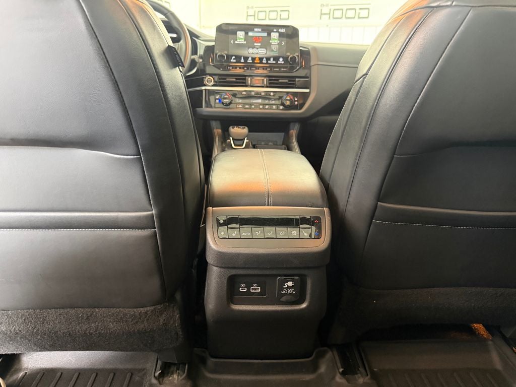 2022 Nissan Pathfinder Platinum