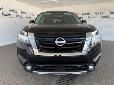 2022 Nissan Pathfinder Platinum