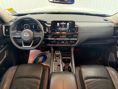 2022 Nissan Pathfinder Platinum
