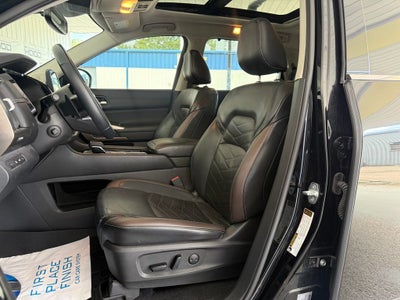 2022 Nissan Pathfinder Platinum