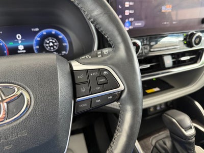 2023 Toyota Highlander Platinum