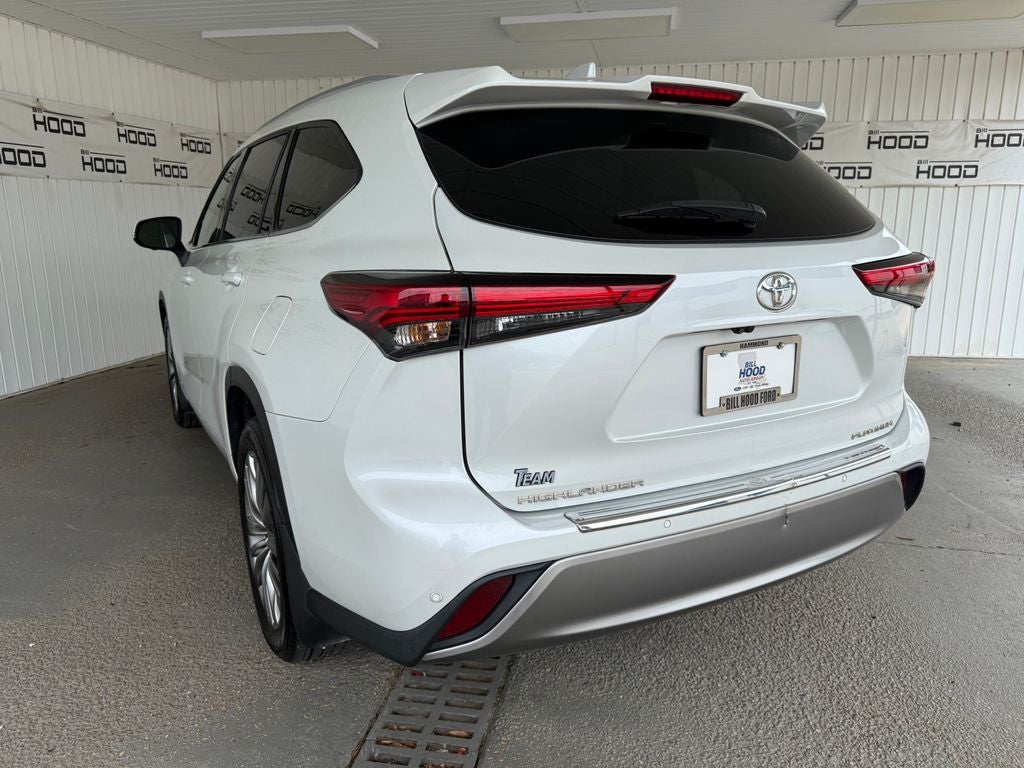 2023 Toyota Highlander Platinum