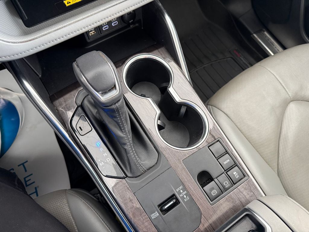 2023 Toyota Highlander Platinum