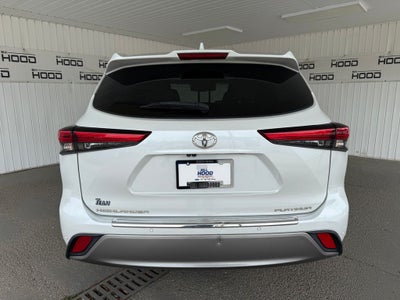 2023 Toyota Highlander Platinum