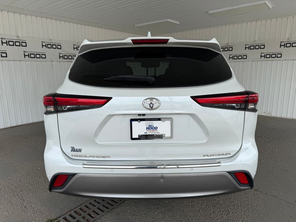 2023 Toyota Highlander Platinum