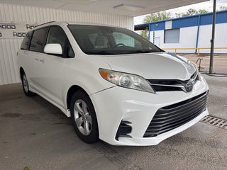 2019 Toyota Sienna LE 8 Passenger