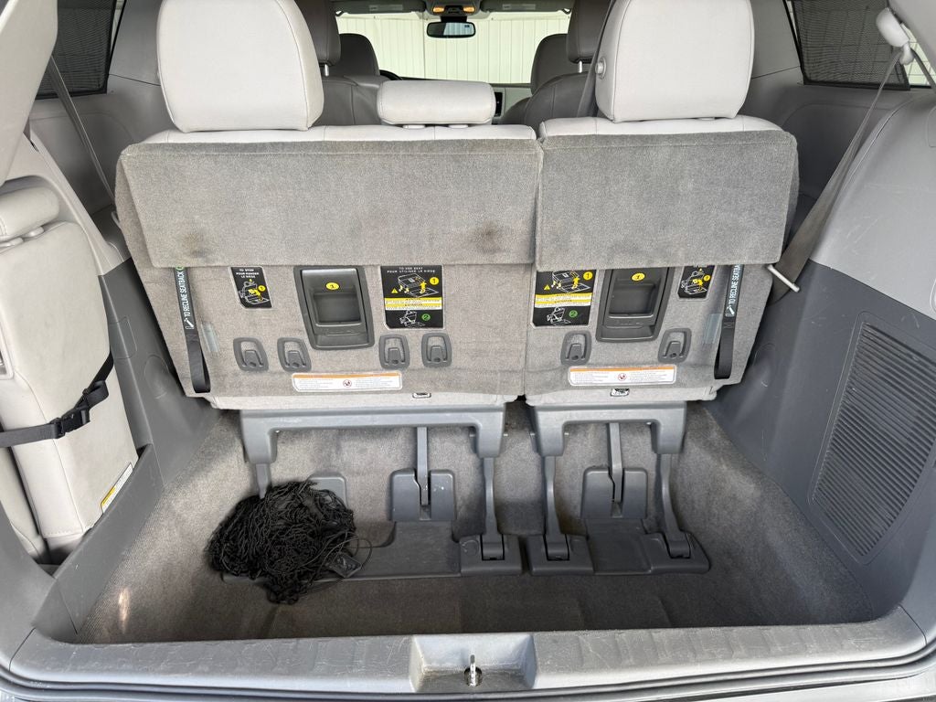 2018 Toyota Sienna XLE 8 Passenger