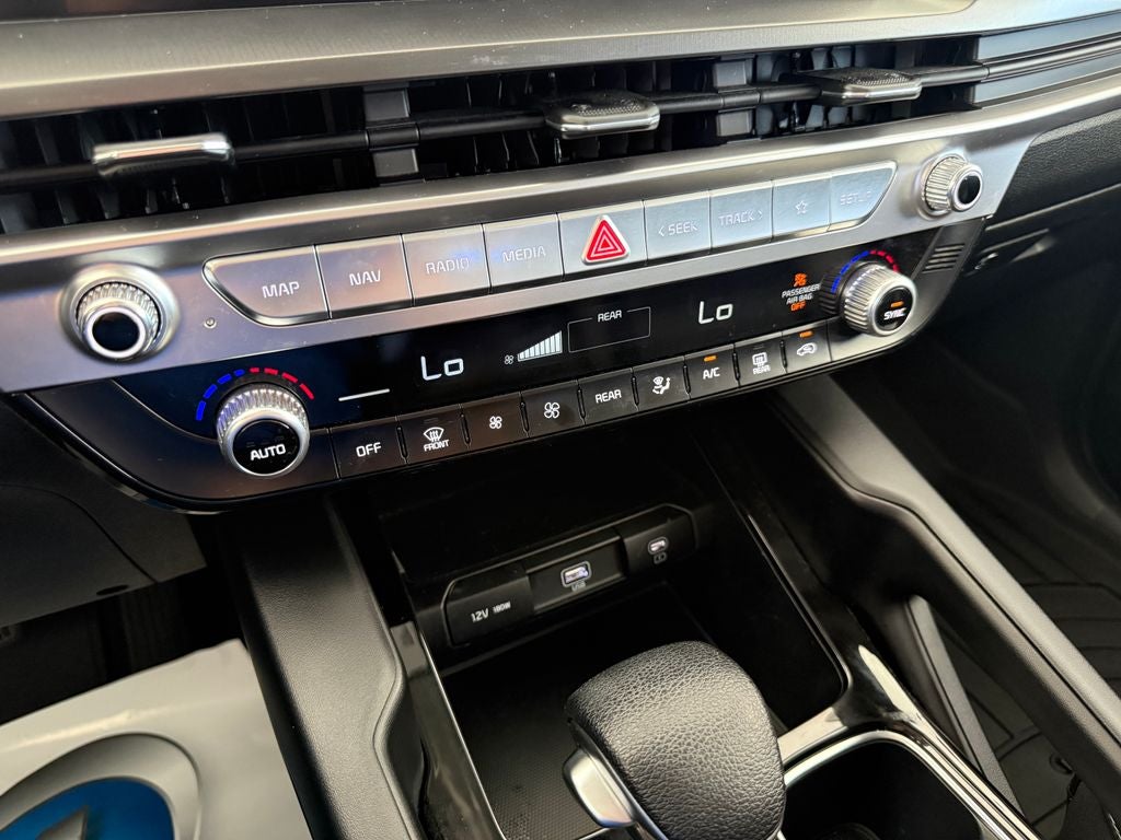 2024 Kia Telluride LX