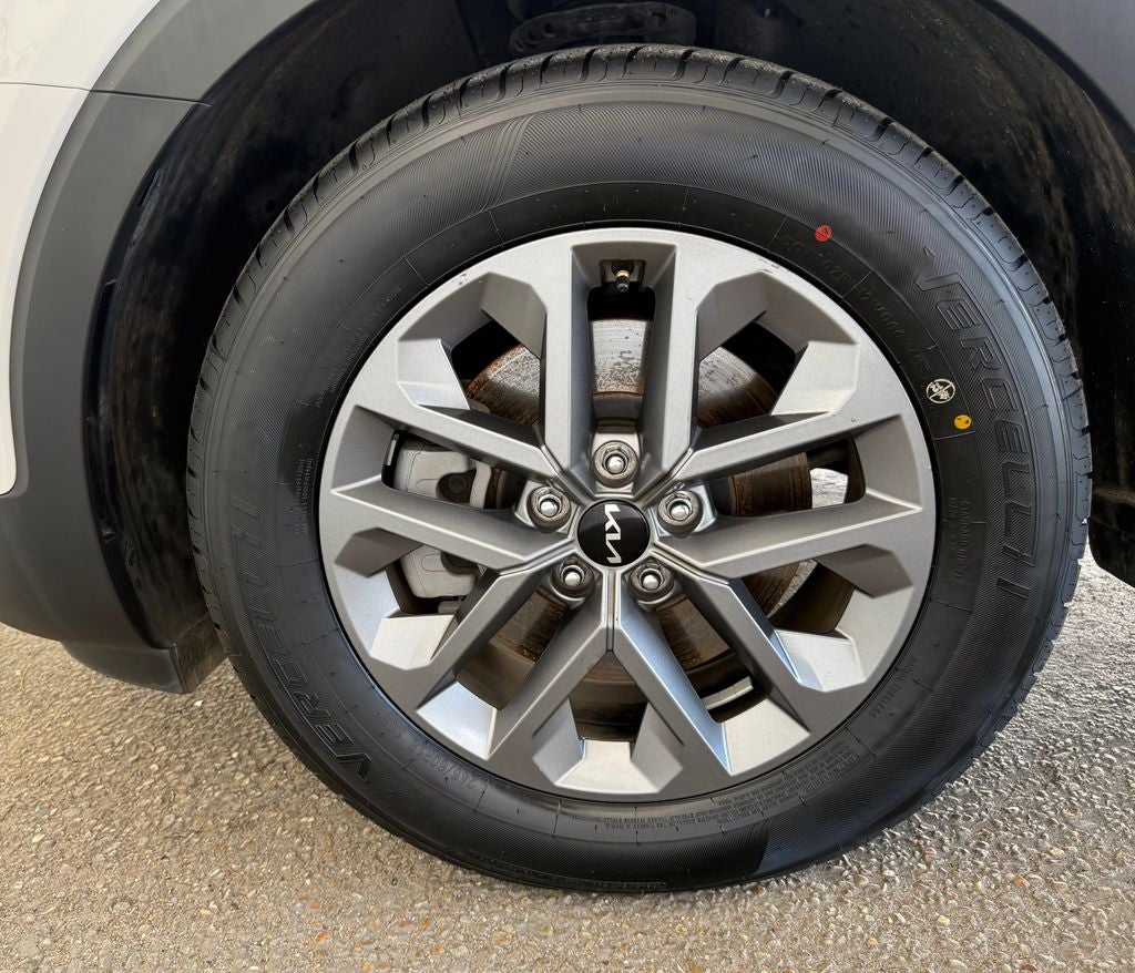 2024 Kia Telluride LX