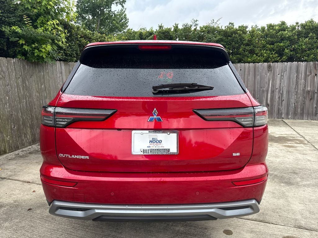2025 Mitsubishi Outlander SE