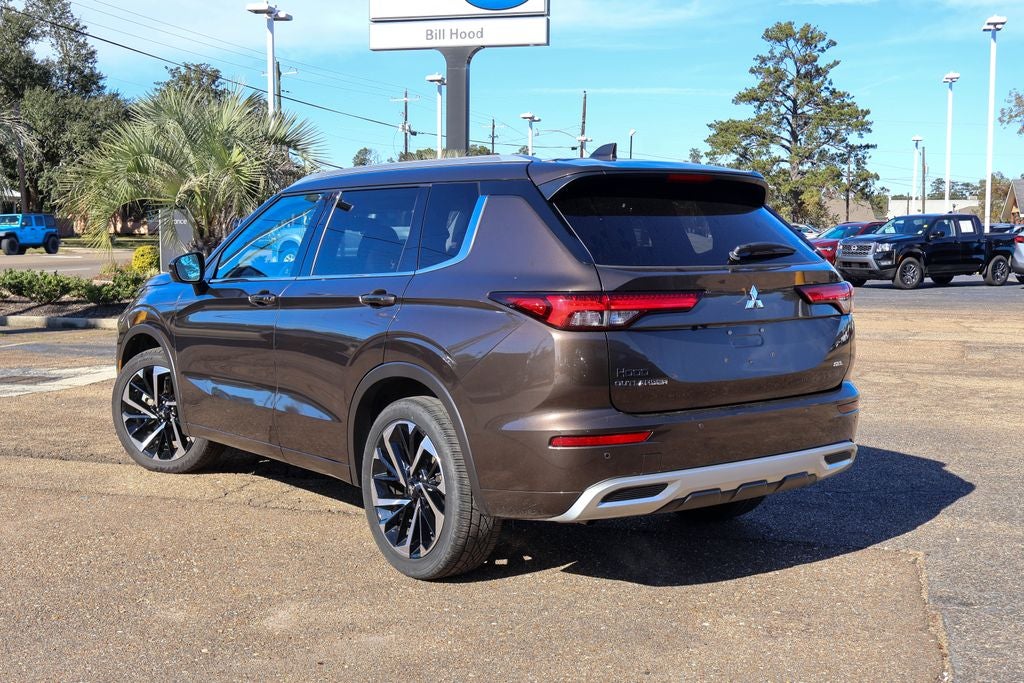 2024 Mitsubishi Outlander SEL