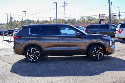 2024 Mitsubishi Outlander SEL