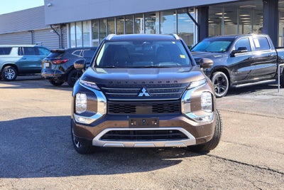 2024 Mitsubishi Outlander SEL