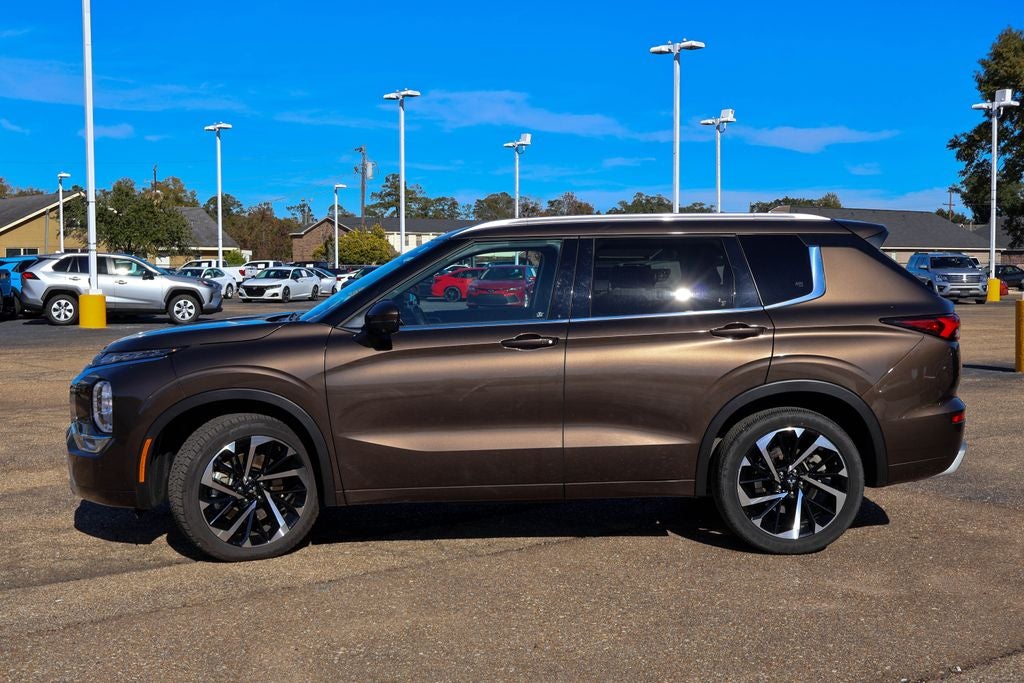 2024 Mitsubishi Outlander SEL