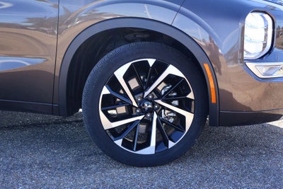 2024 Mitsubishi Outlander SEL