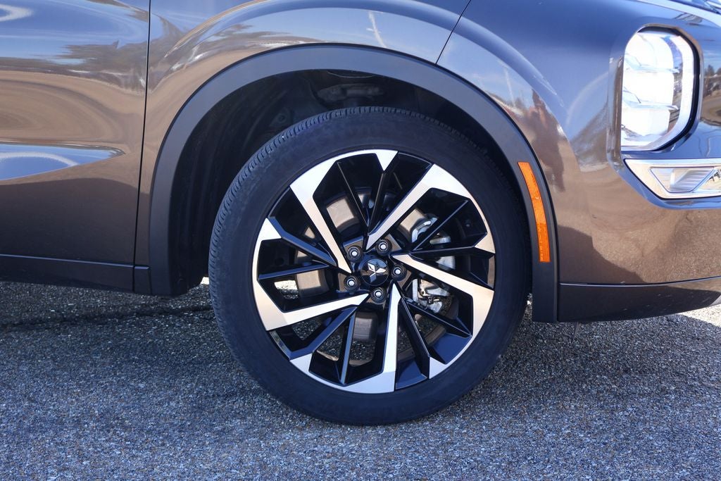2024 Mitsubishi Outlander SEL
