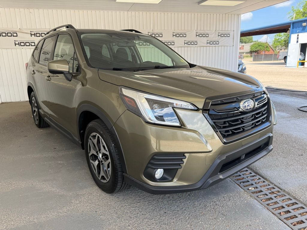 2023 Subaru Forester Premium
