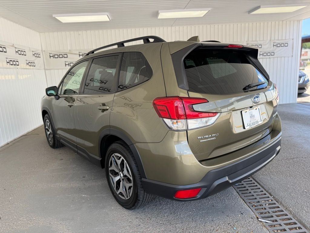 2023 Subaru Forester Premium