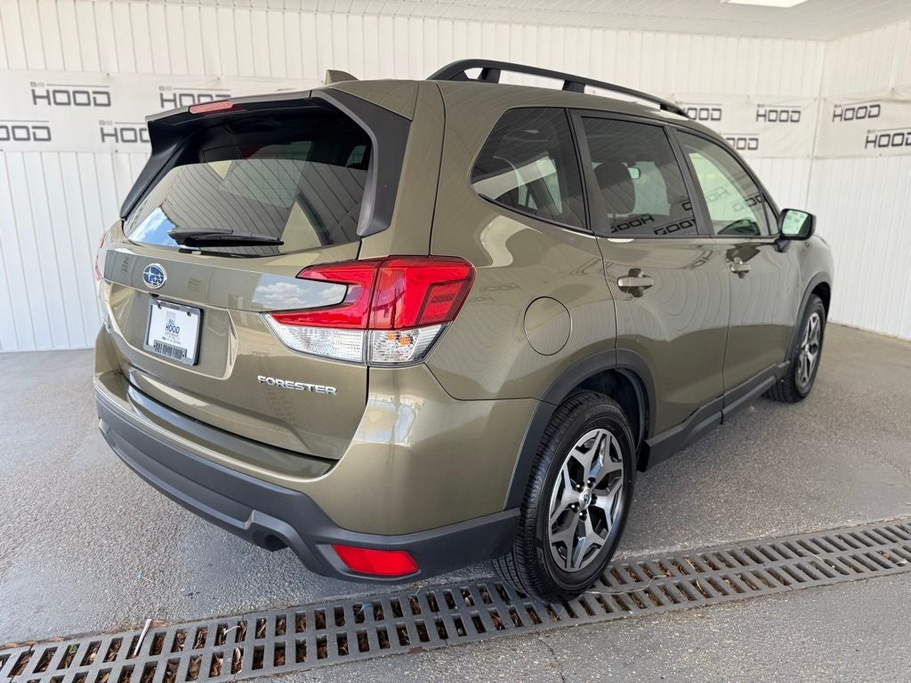 2023 Subaru Forester Premium