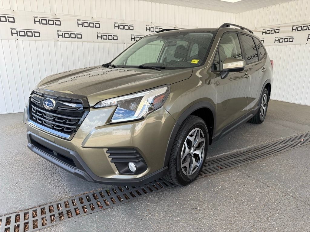 2023 Subaru Forester Premium