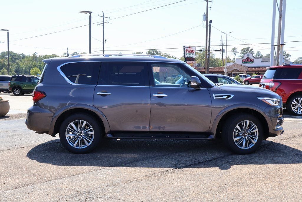 2024 INFINITI QX80 LUXE