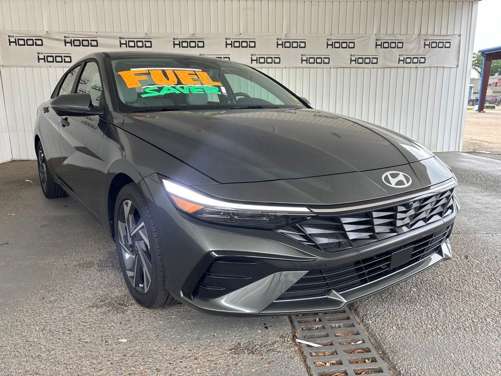 2024 Hyundai Elantra 2.0 Limited IVT's photo
