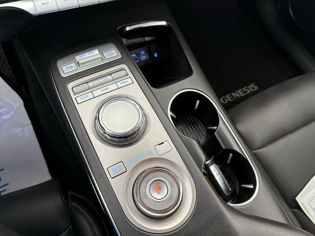 2025 Genesis GV70 2.5T