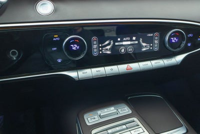 2022 Genesis GV70 2.5T