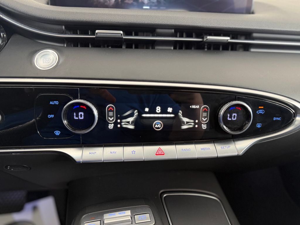 2025 Genesis GV70 2.5T