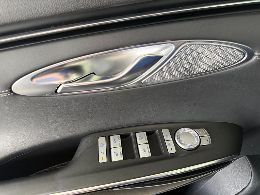 2025 Genesis GV70 2.5T