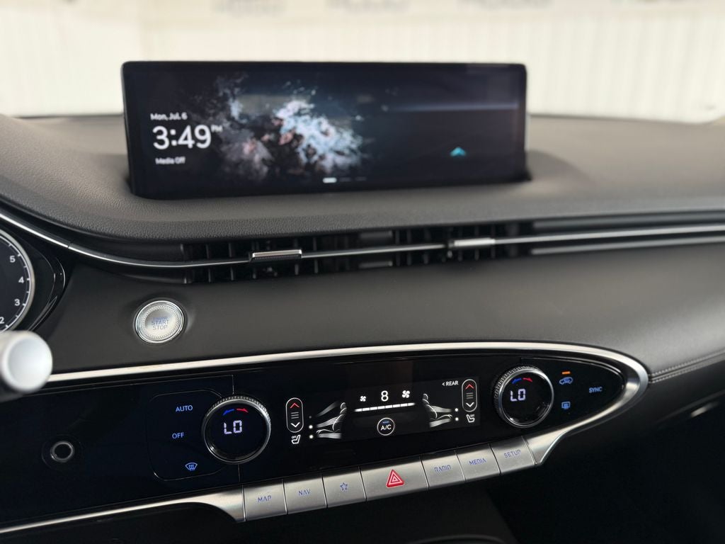 2025 Genesis GV70 2.5T