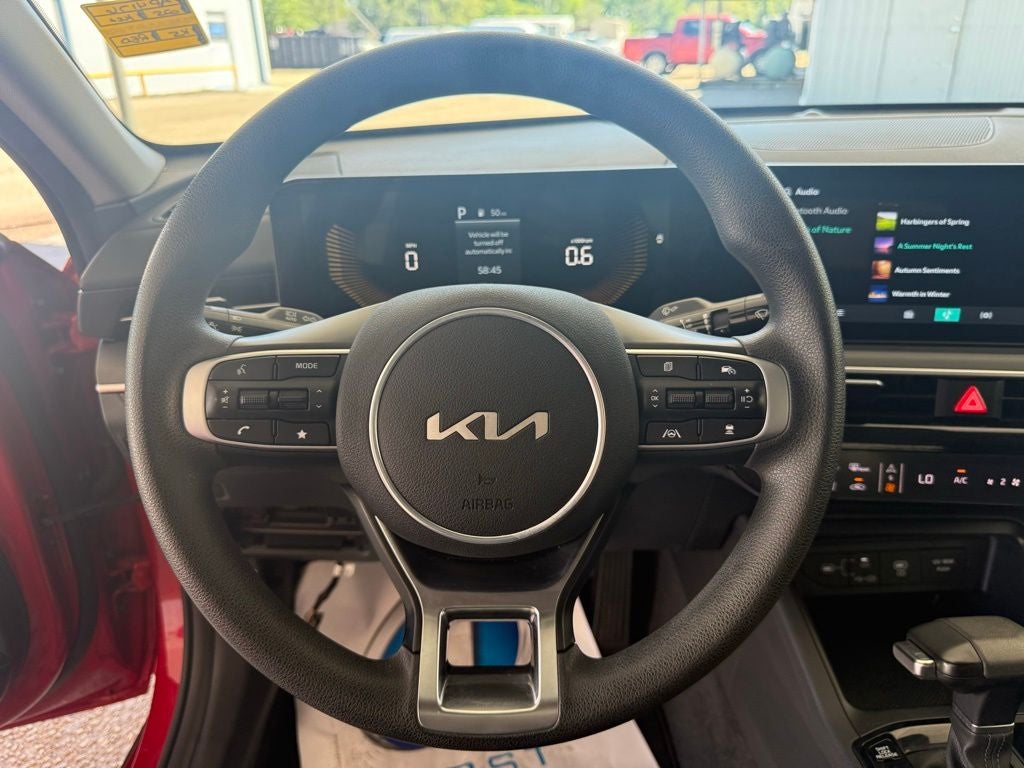 2025 Kia K5 LXS