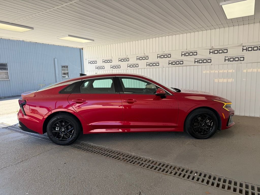 2025 Kia K5 LXS