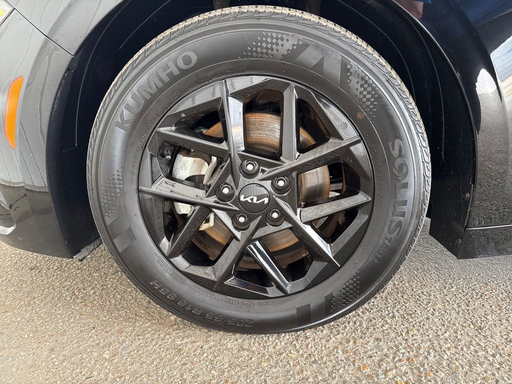 2025 Kia K5 LXS