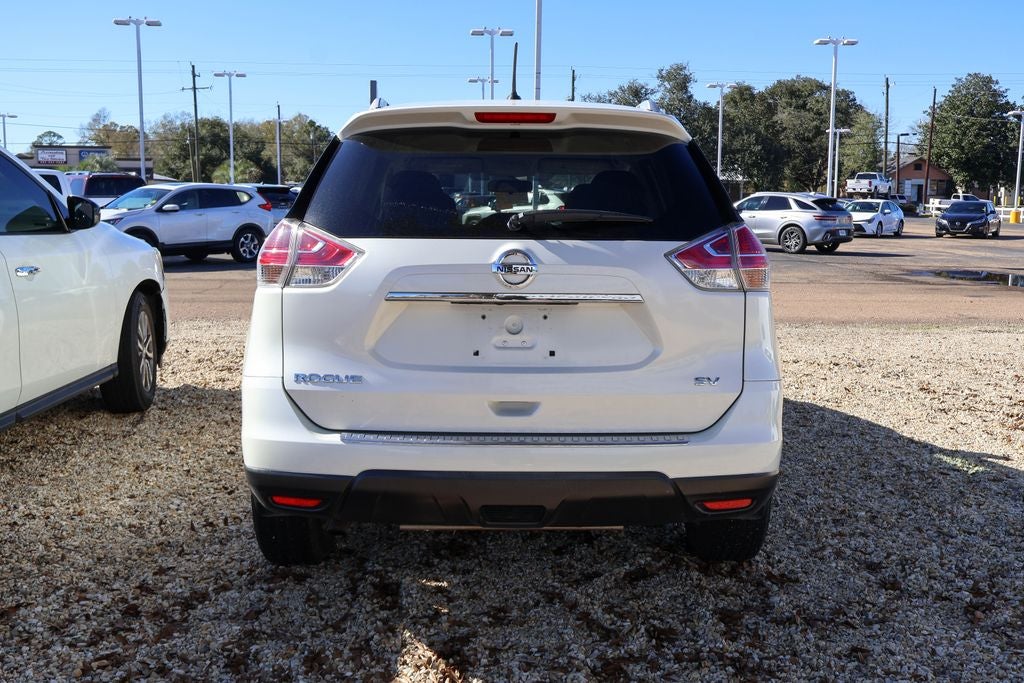 2016 Nissan Rogue SV